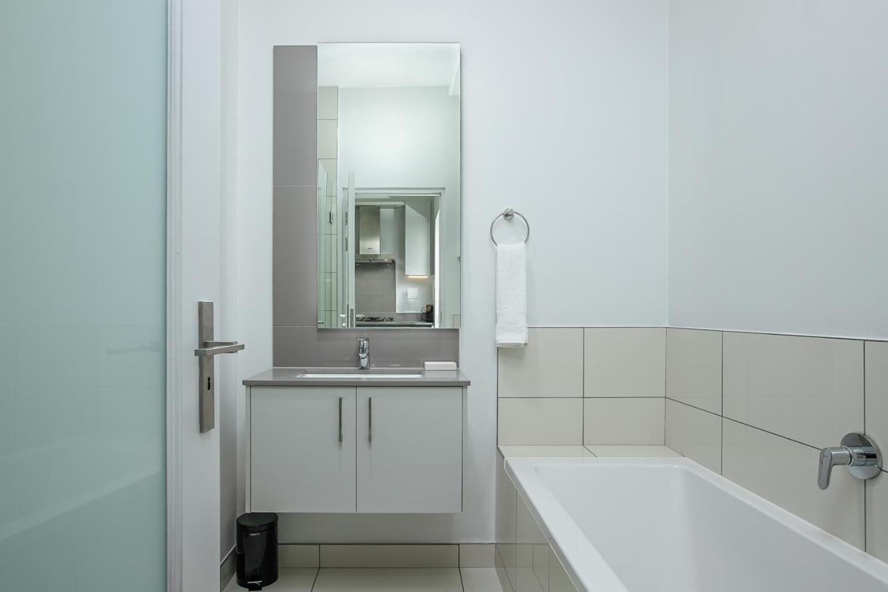 יוהנסבורג The Median Serviced Apartment Collection מראה חיצוני תמונה